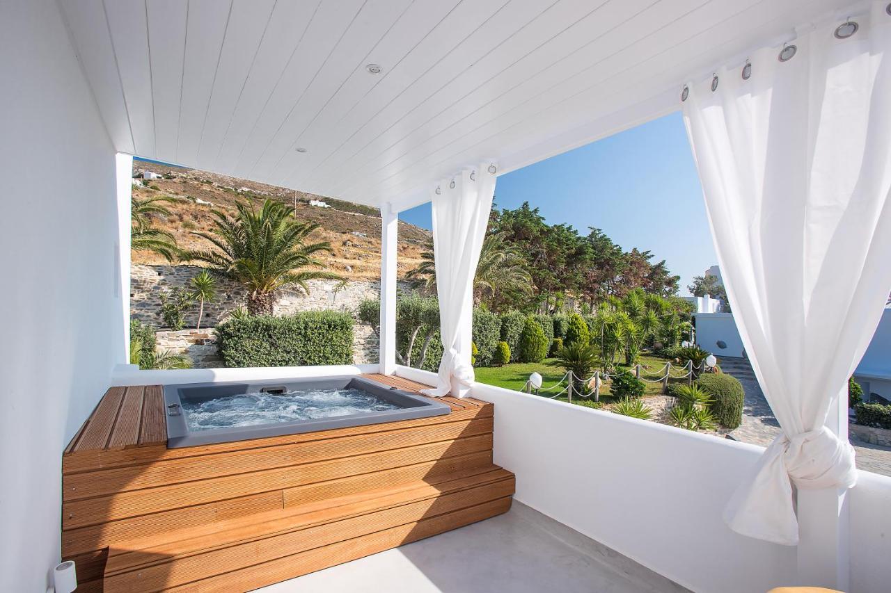 Paros Palace Exteriér fotografie